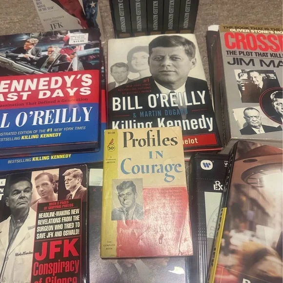 Marilyn Monroe,JFK magazine and book collector - Picture 10 of 13